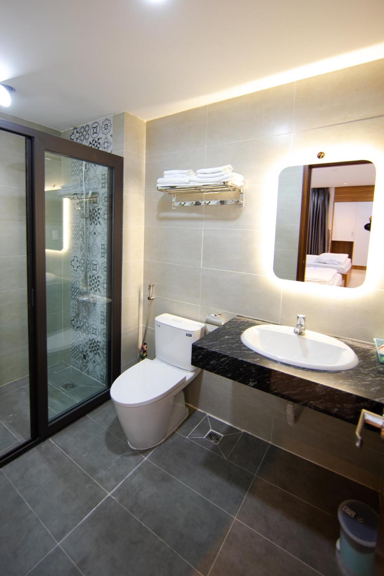 Hanh Trang Hotel Ho Chi Minh City Exterior photo